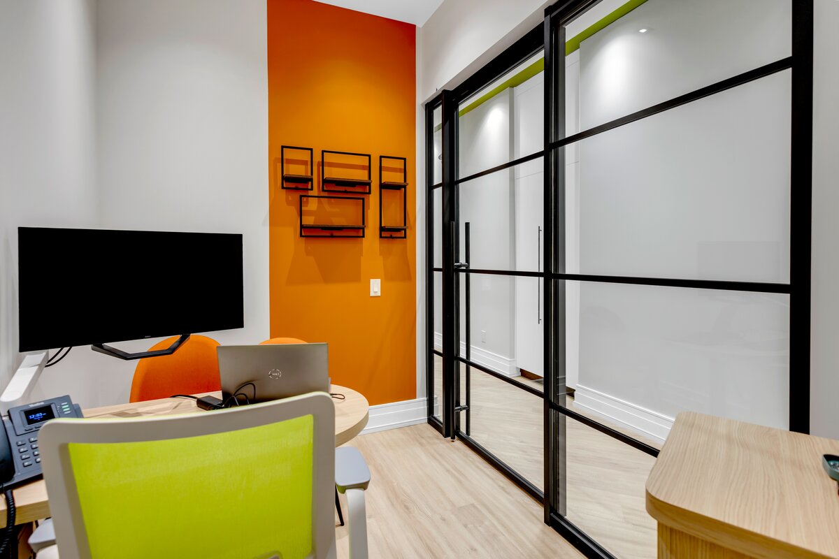 Commercial glass partition fit-out detail 05
