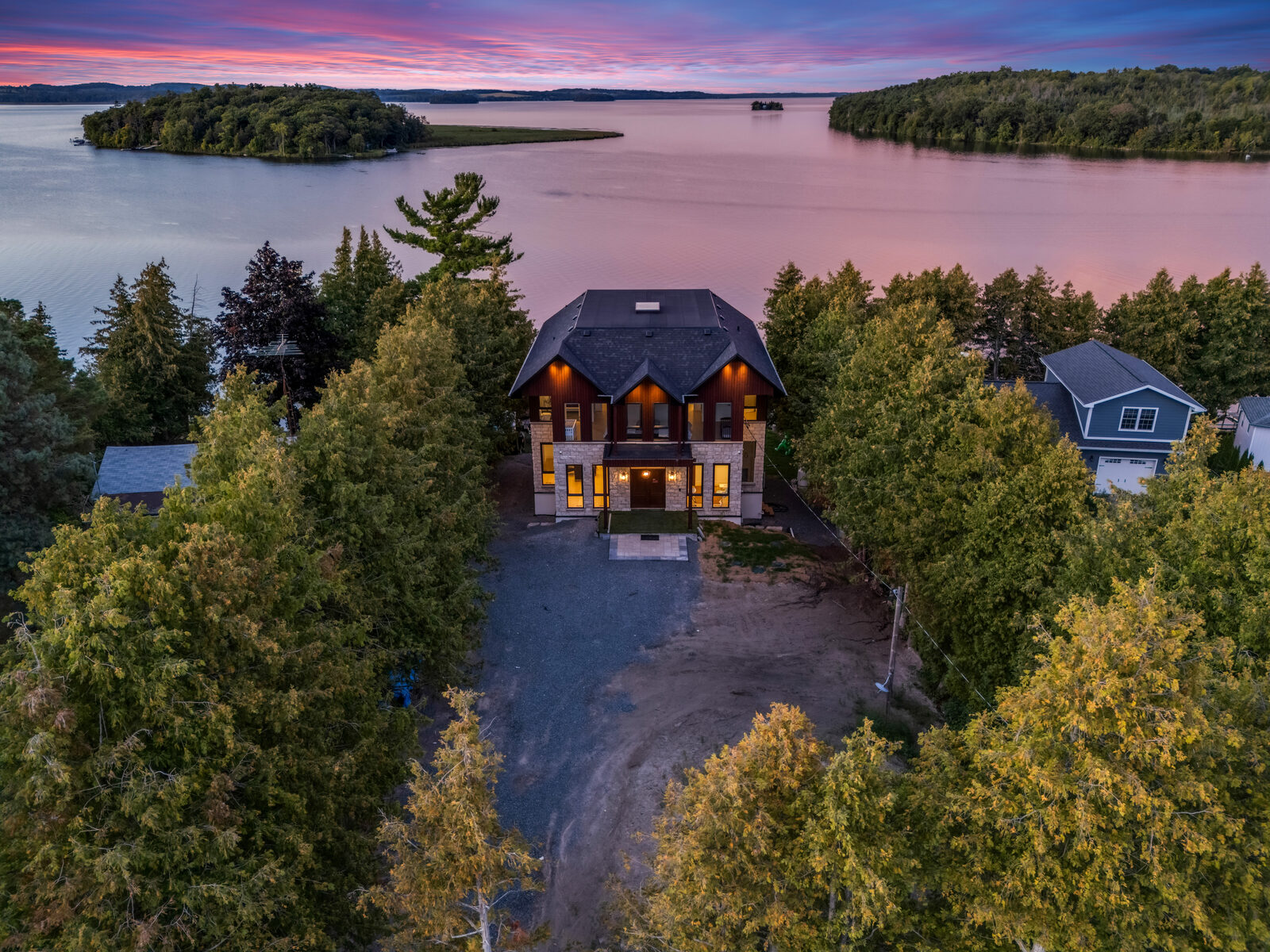Twilight real estate photography 12
